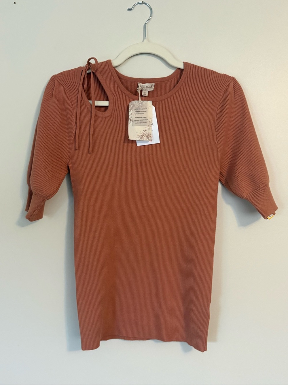NWT Hem&Thread Boutique Ribbed Knit Puff Sleeve Top | Dusty Rose Tie Shoulder - Picture 1 of 5